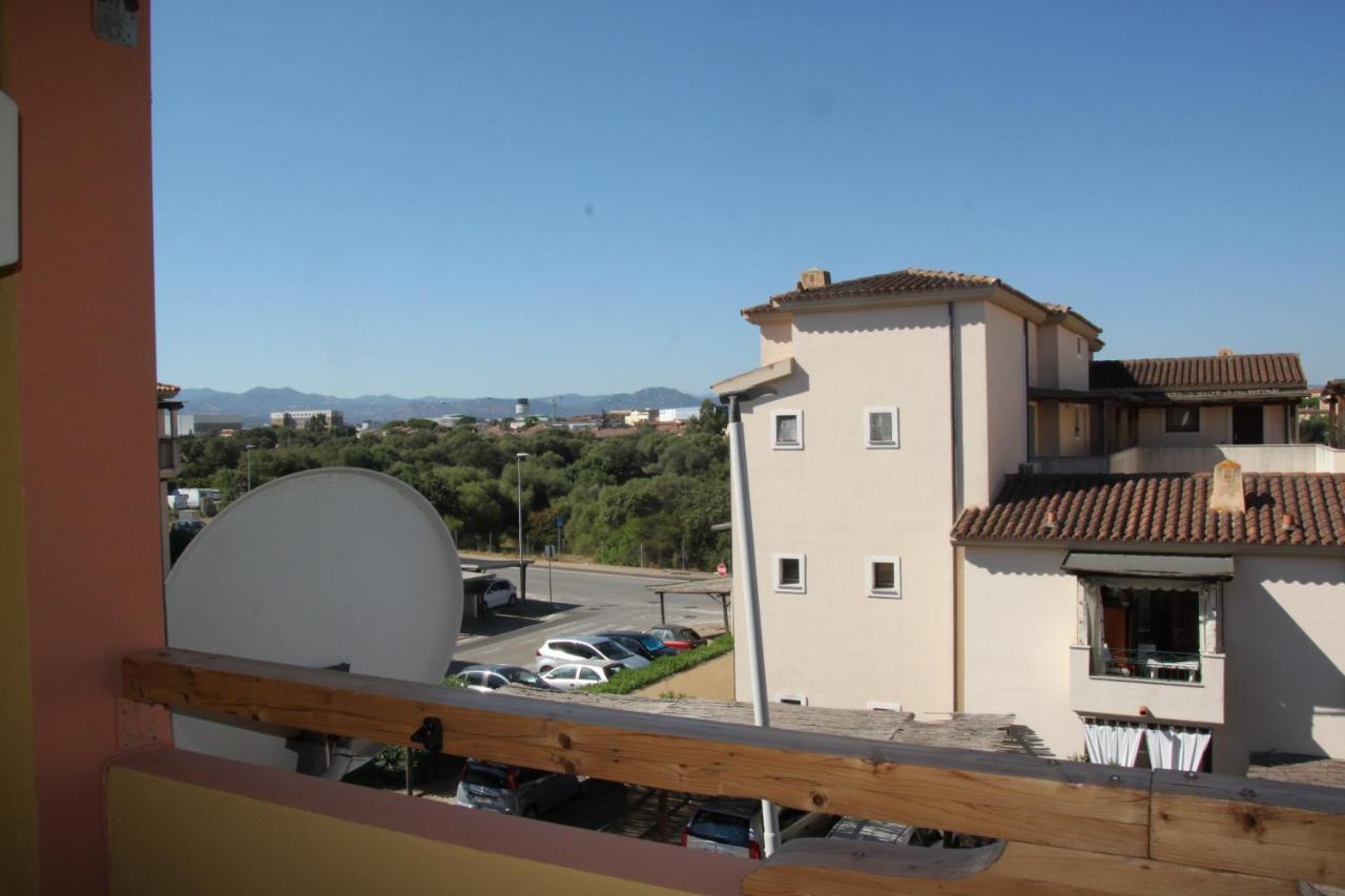 Magibac Due - Casa Vicino Aeroporto E Mater Olbia Lägenhet Exteriör bild